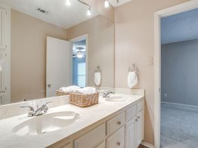 519  Pecan Acres Court , Arlington Texas 76013