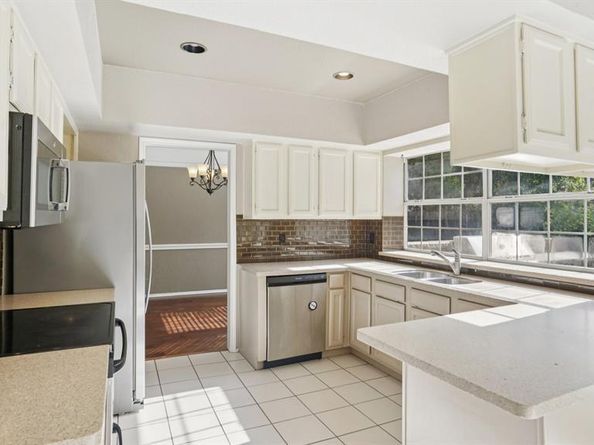 607  Ashcroft Drive , Grapevine Texas 76051