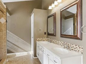 607  Ashcroft Drive , Grapevine Texas 76051