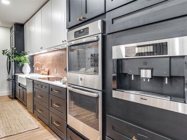 3503 B  Dickason Avenue , Dallas Texas 75219