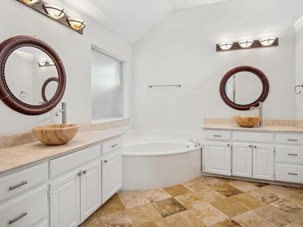 4910  Shadowood Trail , Colleyville Texas 76034