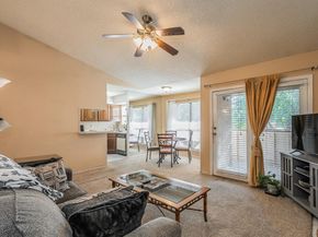 1300  Memory Lane  5221, Arlington Texas 76011