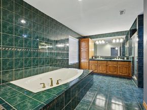 2915  Touraine Drive , Dallas Texas 75211