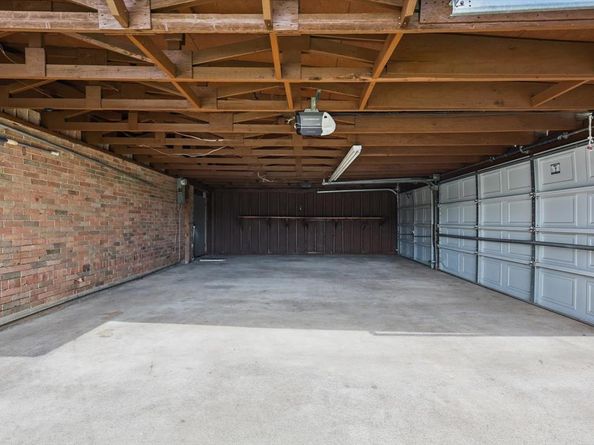 2915  Touraine Drive , Dallas Texas 75211