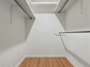 2915  Touraine Drive , Dallas Texas 75211