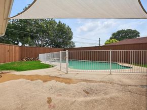 2915  Touraine Drive , Dallas Texas 75211