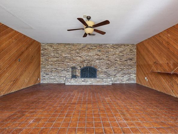 2915  Touraine Drive , Dallas Texas 75211