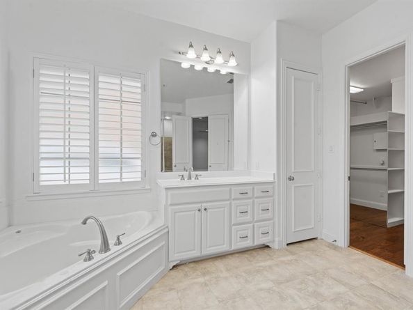 1216  Morgan Lefay Lane , Lewisville Texas 75056