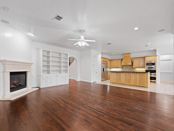 1216  Morgan Lefay Lane , Lewisville Texas 75056