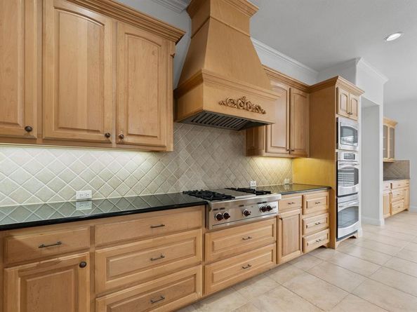 1216  Morgan Lefay Lane , Lewisville Texas 75056