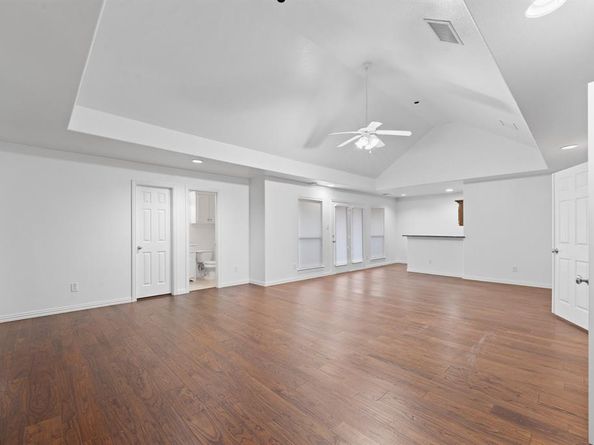 1216  Morgan Lefay Lane , Lewisville Texas 75056