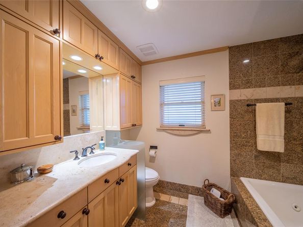 903  Bison Trail , Dallas Texas 75208