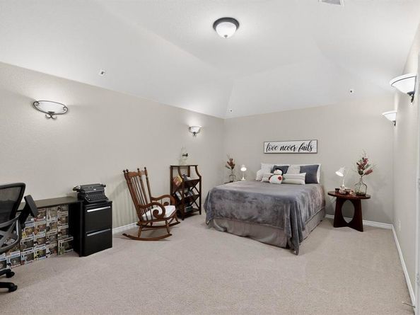 1600  Fence Post Drive , Fort Worth Texas 76052