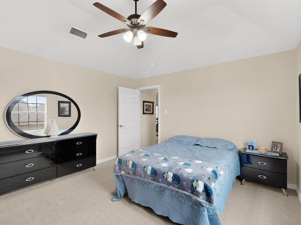 1600  Fence Post Drive , Fort Worth Texas 76052