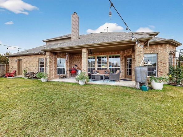 1600  Fence Post Drive , Fort Worth Texas 76052