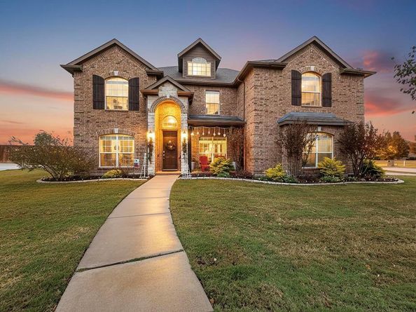 1600  Fence Post Drive , Fort Worth Texas 76052