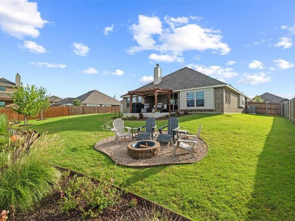 2605  Geer Lane , Mansfield Texas 76063