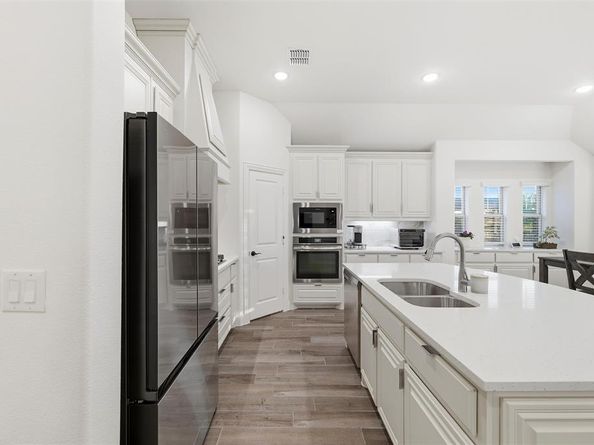 2605  Geer Lane , Mansfield Texas 76063