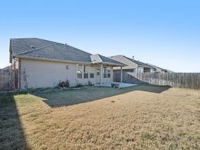 824  San Madrid Trail , Fort Worth Texas 76052