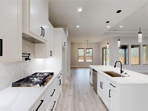 716  Del Drive , Denton Texas 76207