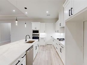 716  Del Drive , Denton Texas 76207