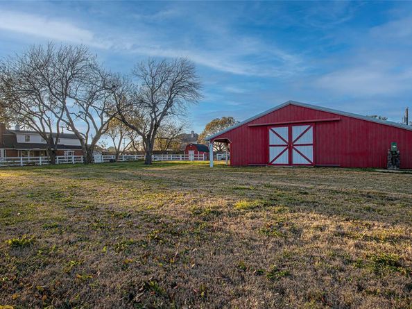 9310  Merritt Road , Rowlett Texas 75089