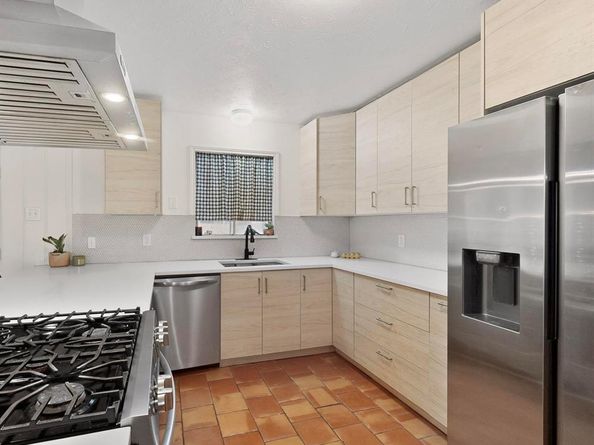 514 W Ridgewood Drive , Garland Texas 75041