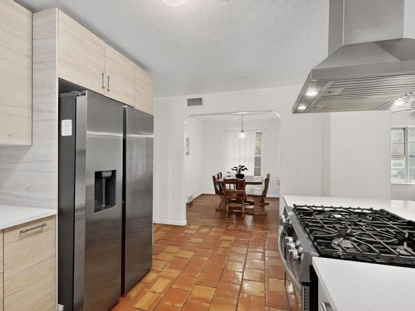 514 W Ridgewood Drive , Garland Texas 75041