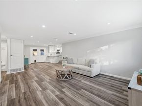 1310  Airline Drive , Grapevine Texas 76051