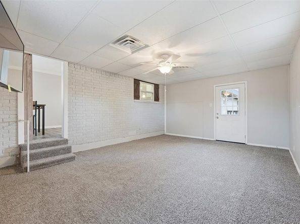 1310  Airline Drive , Grapevine Texas 76051