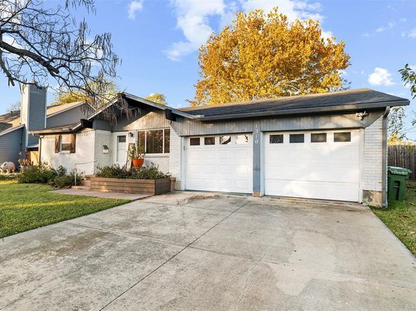 1310  Airline Drive , Grapevine Texas 76051