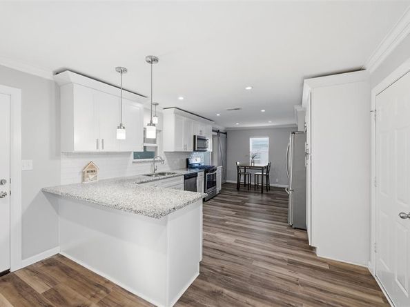 1310  Airline Drive , Grapevine Texas 76051