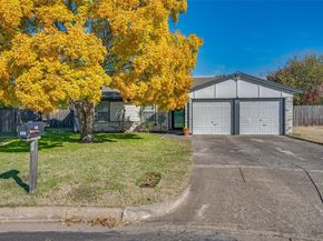 751  Tumbleweed Court , Fort Worth Texas 76108