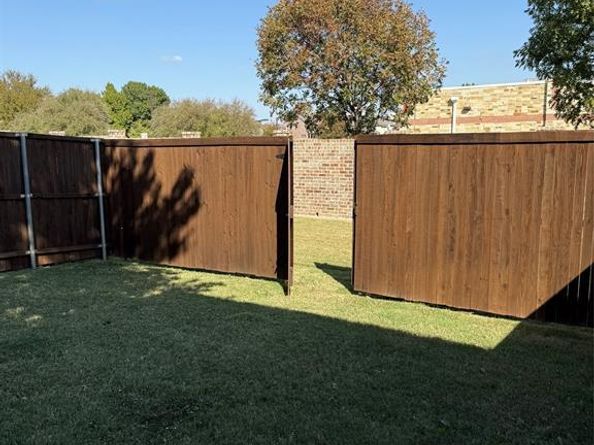 5622  Niagara Road , The Colony Texas 75056