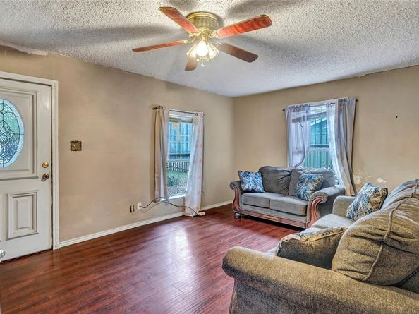 3904  Martin Street , Fort Worth Texas 76119