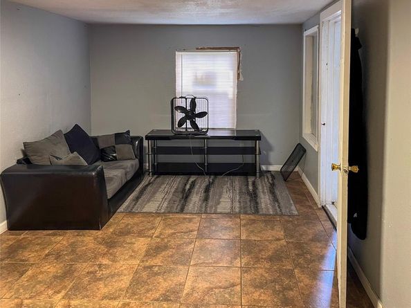 3904  Martin Street , Fort Worth Texas 76119