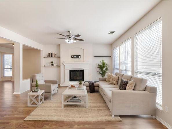 2749  Lynx Lane , Fort Worth Texas 76244