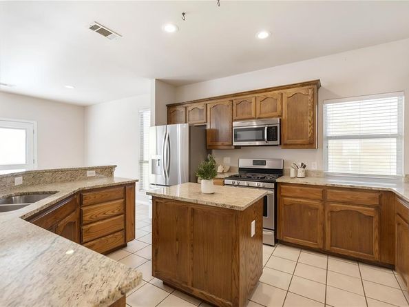 2749  Lynx Lane , Fort Worth Texas 76244