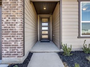 2700  Goldfinch Drive , Denton Texas 76205