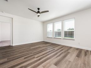 2700  Goldfinch Drive , Denton Texas 76205