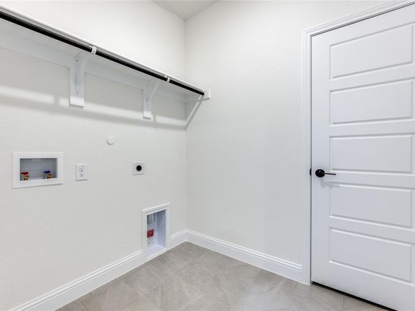 2700  Goldfinch Drive , Denton Texas 76205