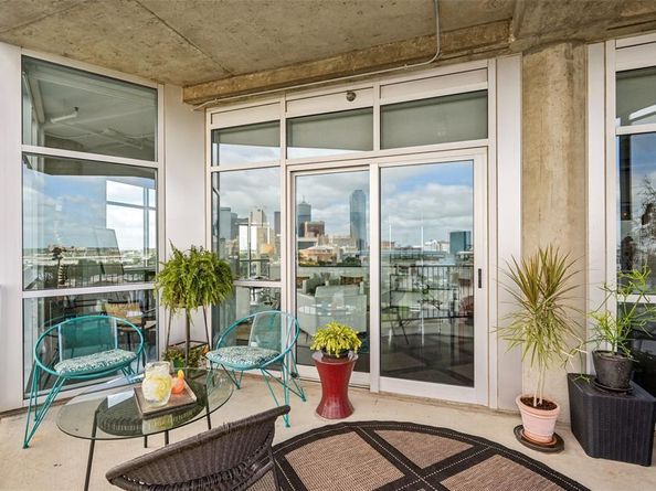 1001  Belleview Street  708, Dallas Texas 75215