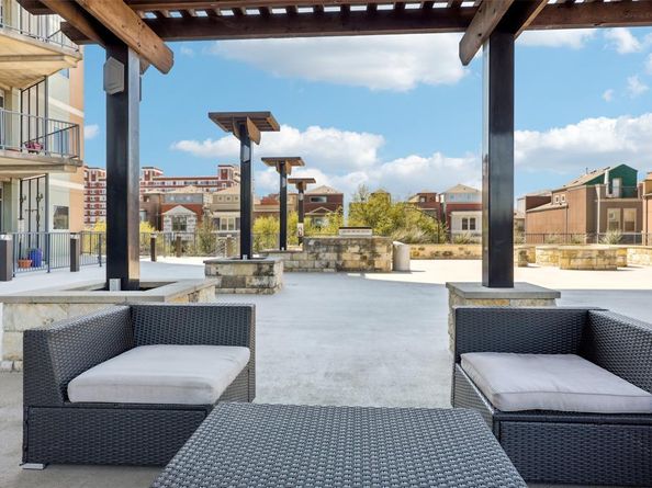 1001  Belleview Street  708, Dallas Texas 75215