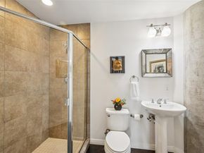 1001  Belleview Street  708, Dallas Texas 75215