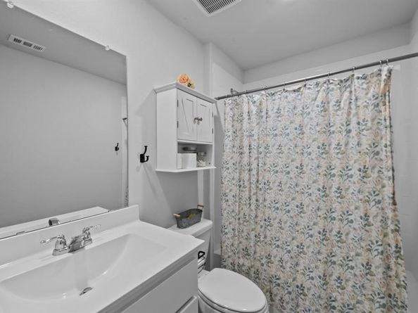 729  Emmons Creek Street , Justin Texas 76247