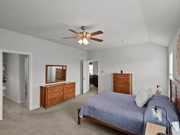 729  Emmons Creek Street , Justin Texas 76247