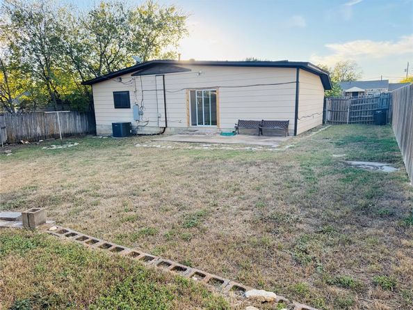 4409  Fairfax Street , Fort Worth Texas 76116