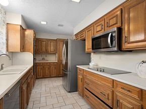 2109  Nob Hill , Carrollton Texas 75006