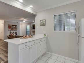 15151  Berry Trail  401, Dallas Texas 75248