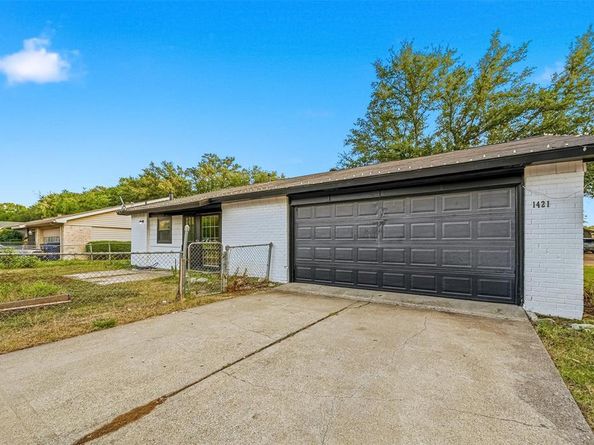 1421  Bosque Drive , Garland Texas 75040